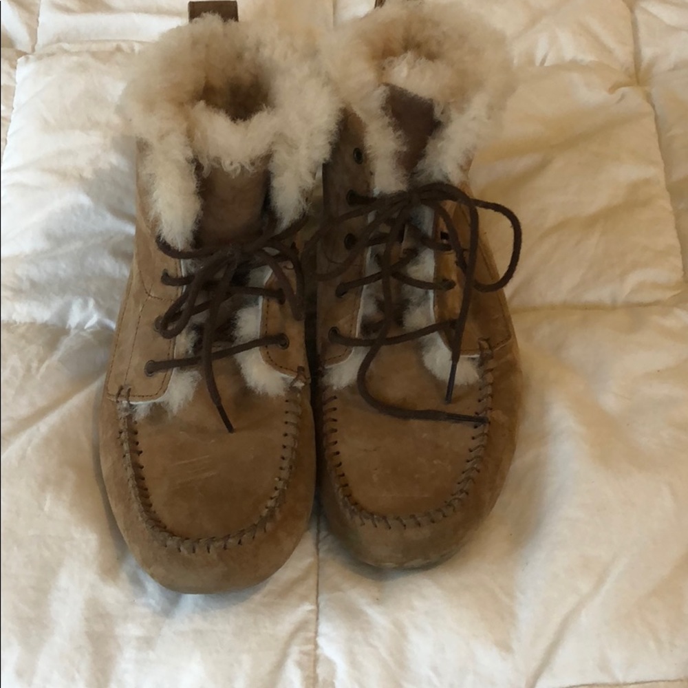 Women’s Ugg slippers